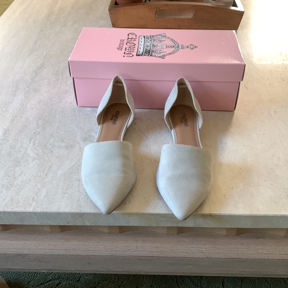 Suede pointed flats - Picture 2 of 8